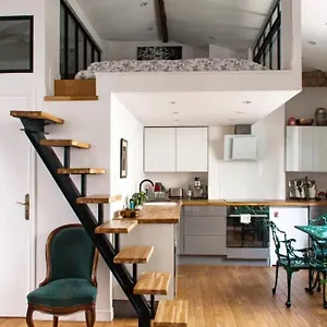  Apartment Type Loft - 40m² Marais France